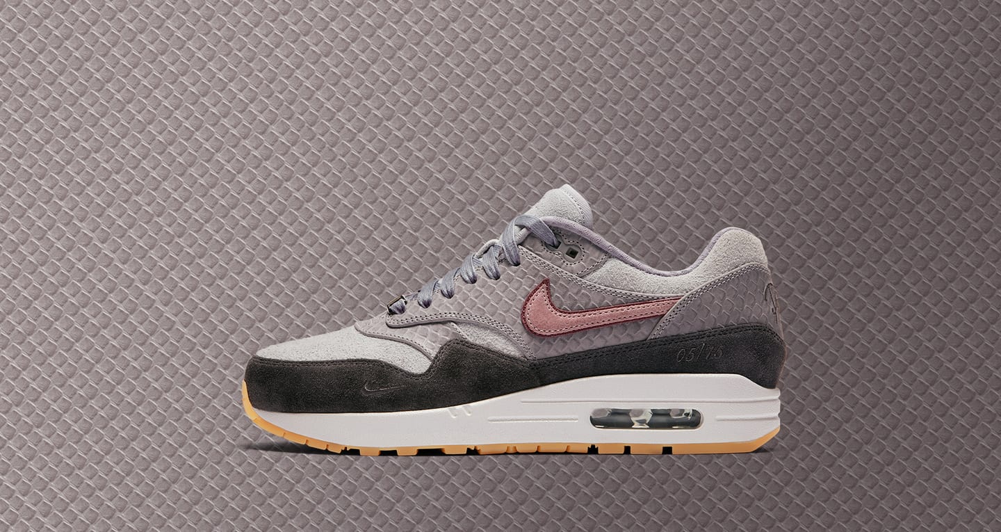 air max 1 femme noir et rose